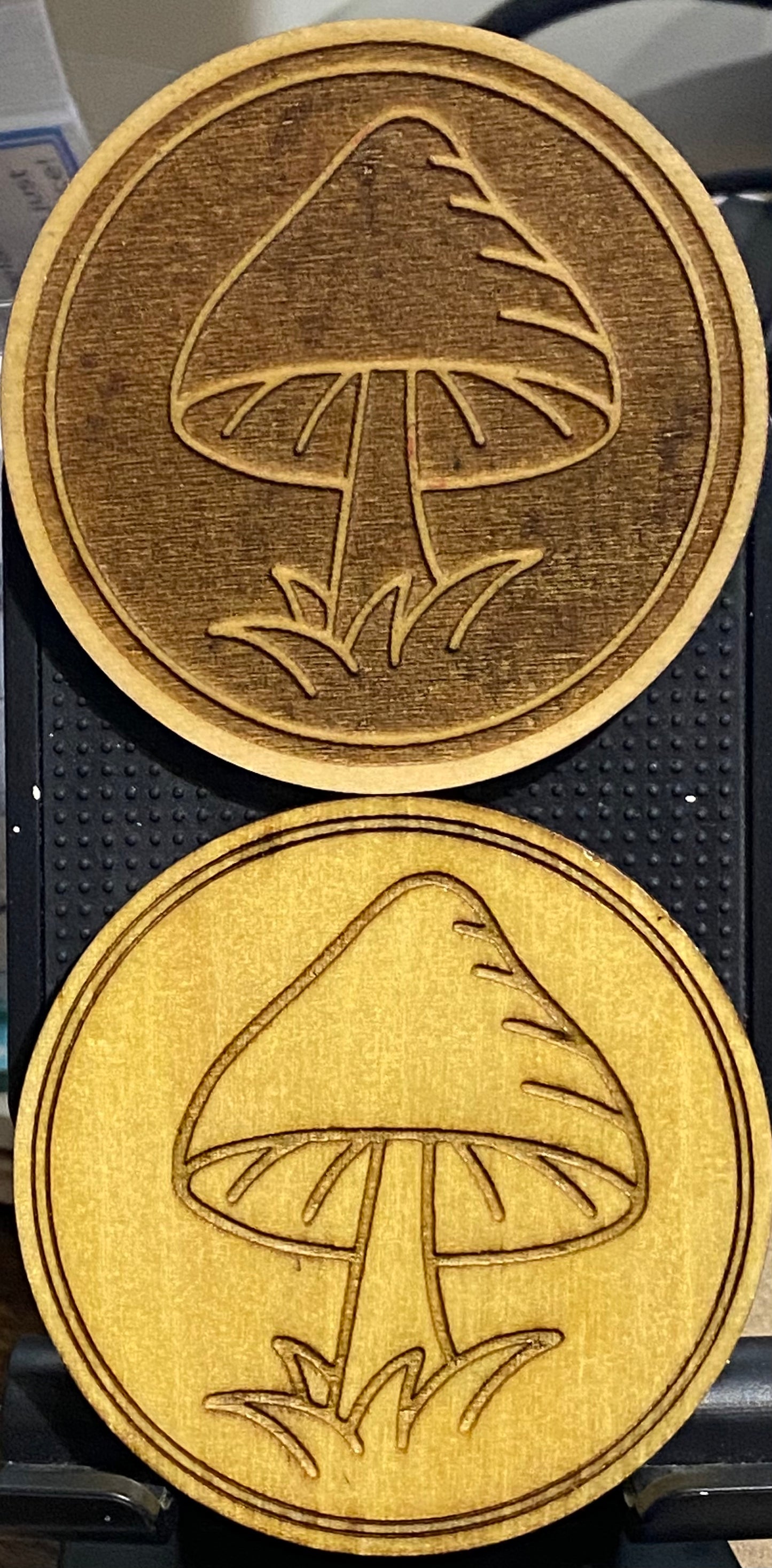 Magnet: Two Mushrooms