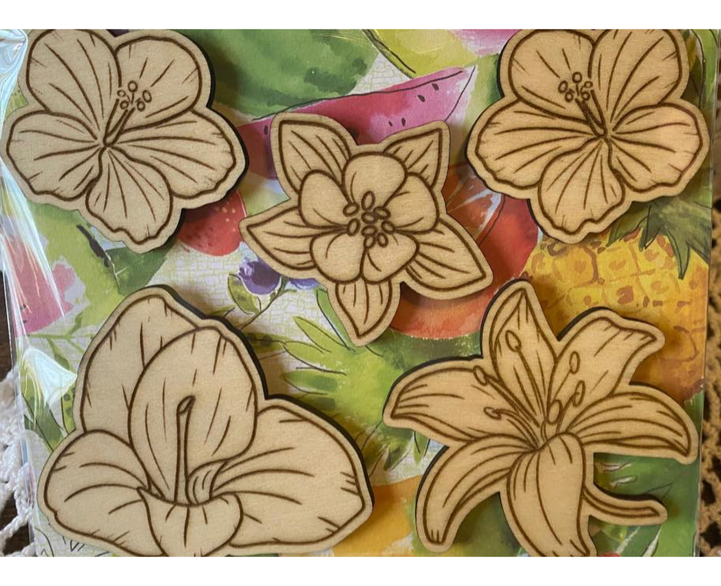 Wooden Glue-on: Tropical/Hawaiian Flower Pack