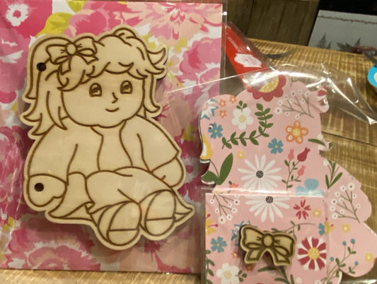 Flip Journal: Baby Doll with Bow and 2-sided Paper Pack (Flowers/Little Girl things)